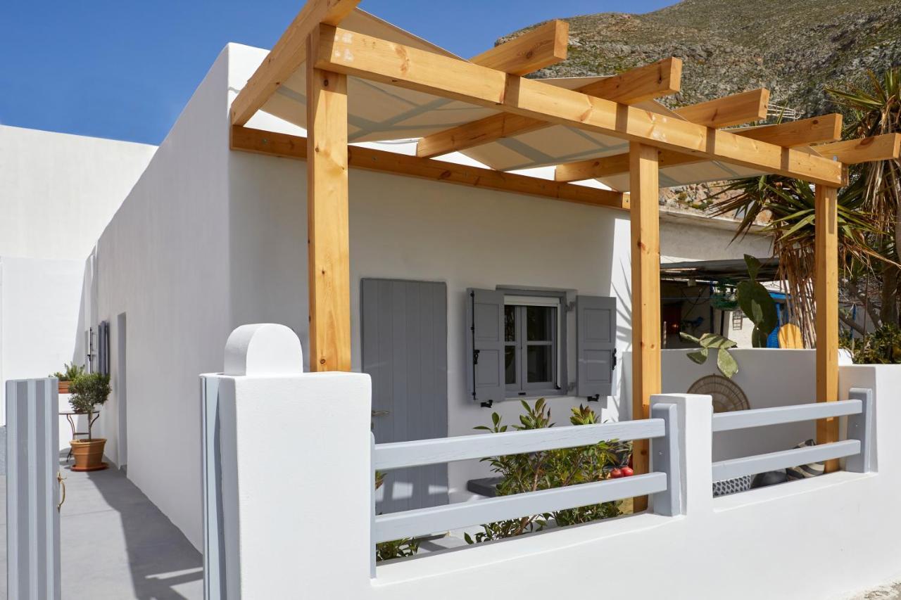 Lamina Guest House Perissa Экстерьер фото